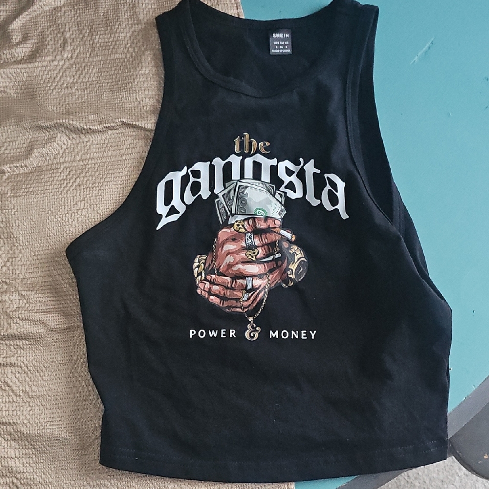 never worn halter neck crop tank